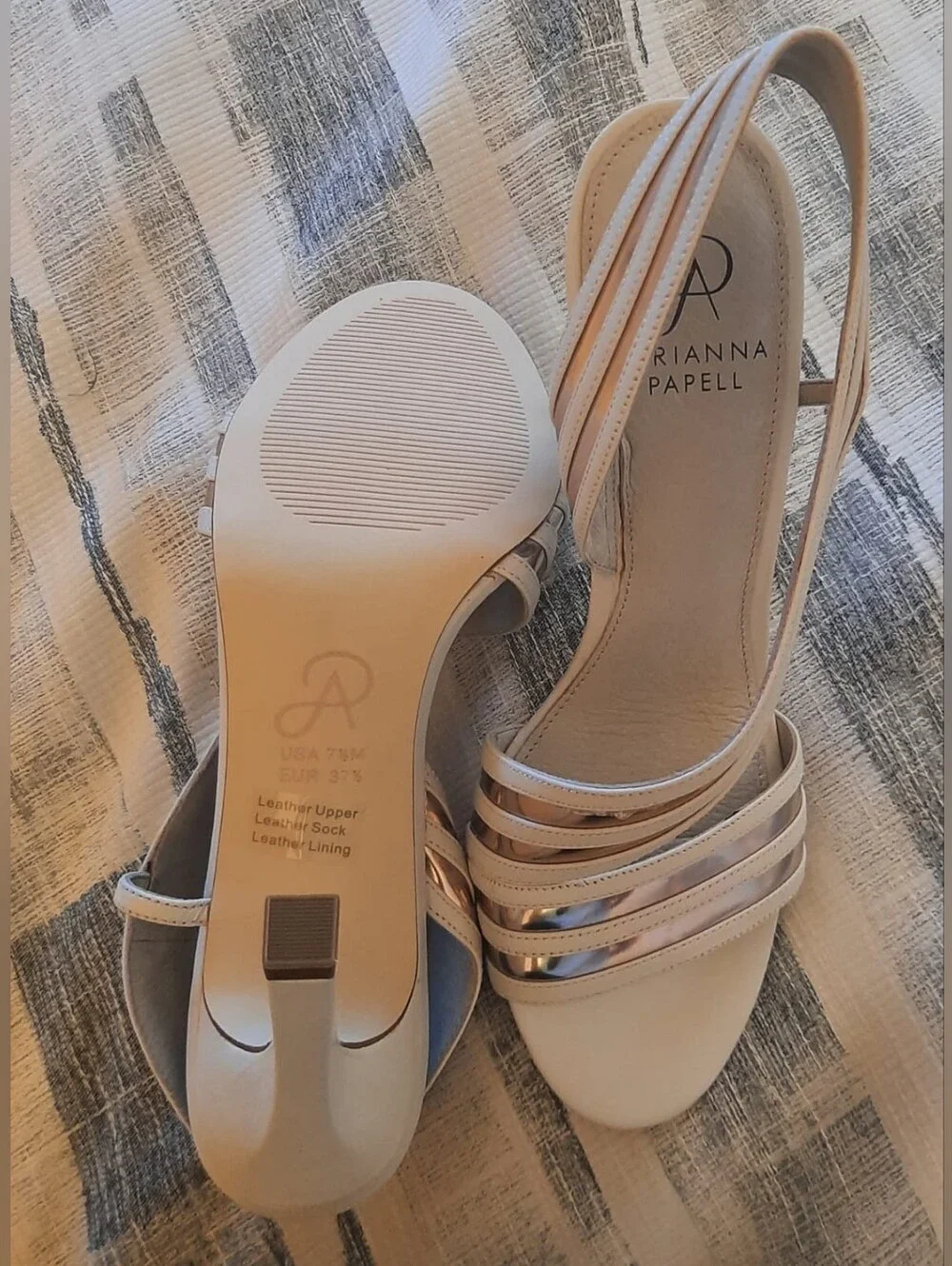 NWOT Adrianna Papell Women's Nude Slingback Sandals with Metallic Straps